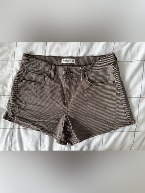 Abercrombie & Fitch Mid Rise A-Line Shorts